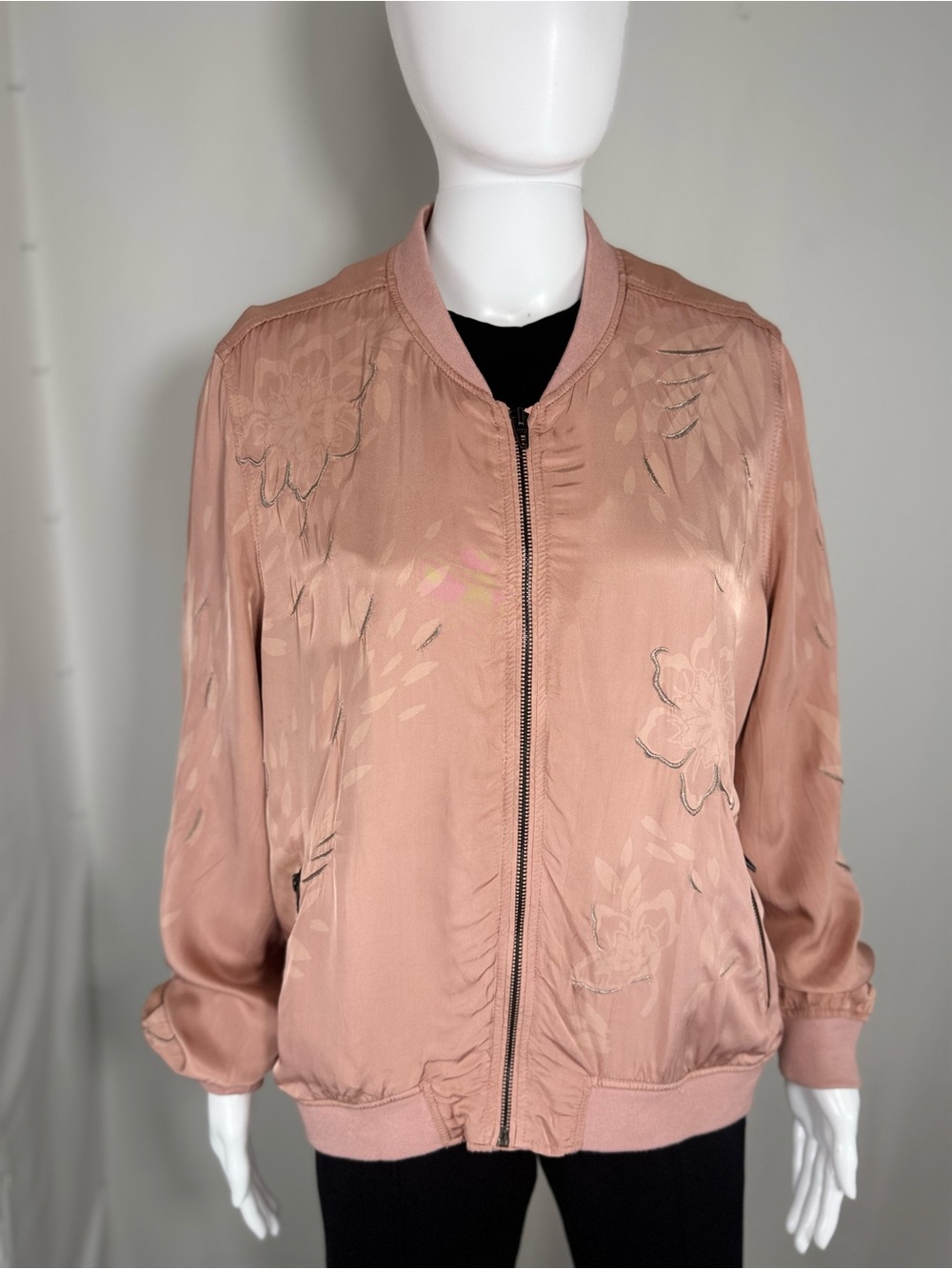 BLANKNYC Blush Pink Floral Jacquard Bomber Jacket Women’s Large